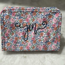 Load image into Gallery viewer, Roadie Medium Zipper Bag - Several Colors