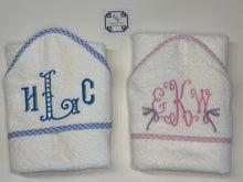 Load image into Gallery viewer, Baby Hooded Towel Gingham piping