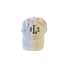 Load image into Gallery viewer, Child&#39;s Monogramed hat
